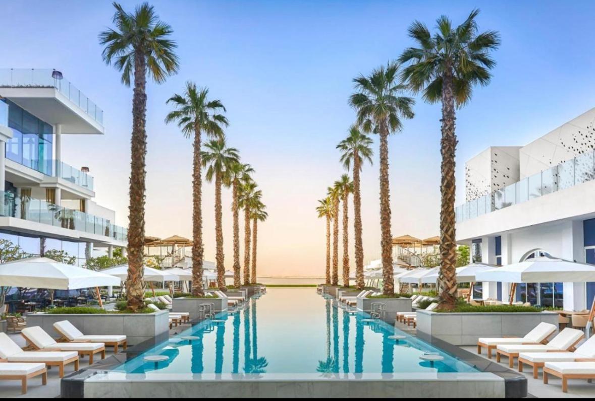 Five Palm Super Luxury Apt With Full Sea Views Дубай Екстериор снимка
