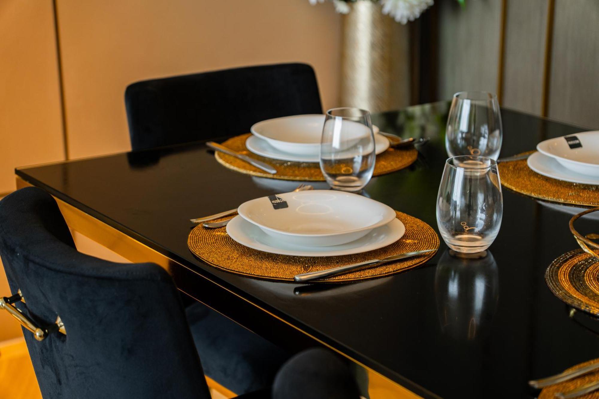 Five Palm Super Luxury Apt With Full Sea Views Дубай Екстериор снимка